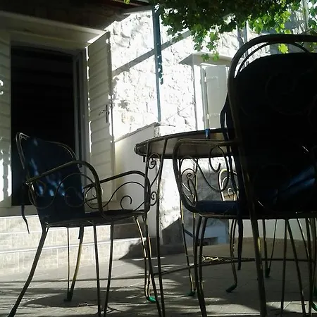 Donika Apartman Komiza