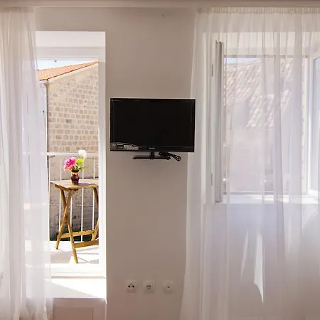 Apartman Donika Komiza