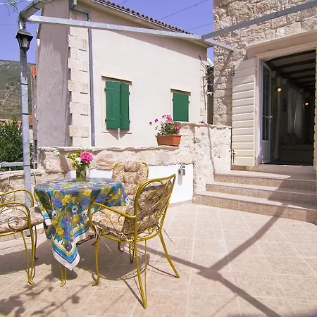 Apartman Donika Komiža